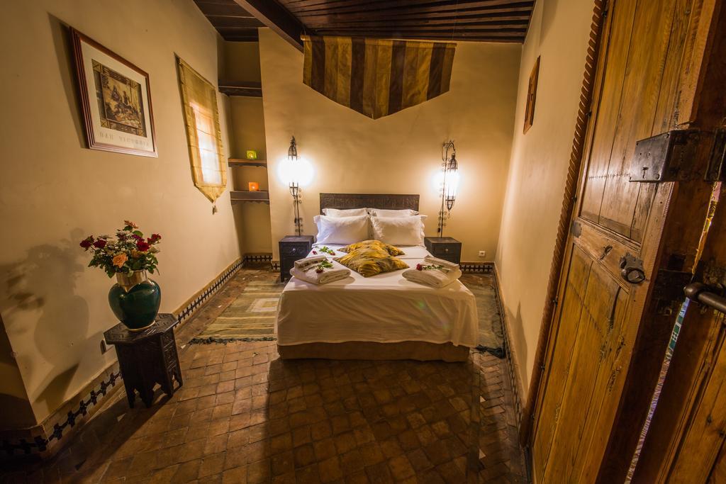 Dar Victoria Hotel Фес Екстериор снимка